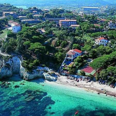 아파트 Charming Places Casa A, Just A Few Steps From The Sea 포르토페라이오